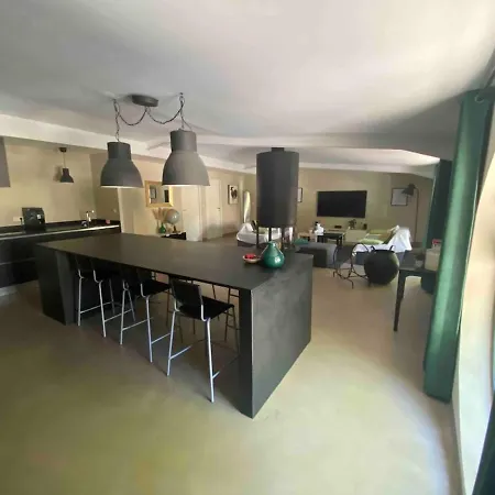 Апартаменты Magnifique 120m2 Climatise Centre